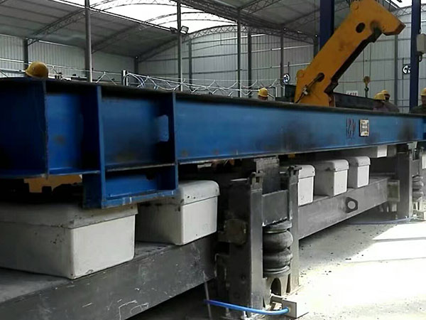 彈性支承塊脫模 彈性支承塊脫模